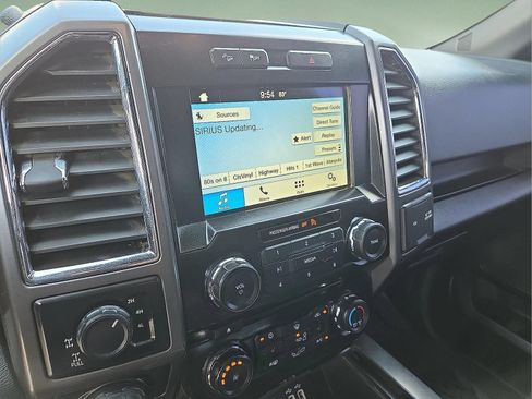 Used 2016 Ford F150 XLT w/ Equipment Group 302A Luxury AWD/4WD image 7