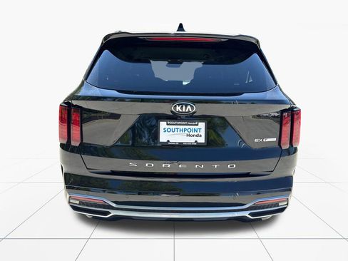 Used 2021 Kia Sorento EX FWD image 7