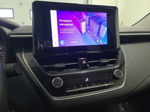 Used 2024 Toyota Corolla LE FWD image 26