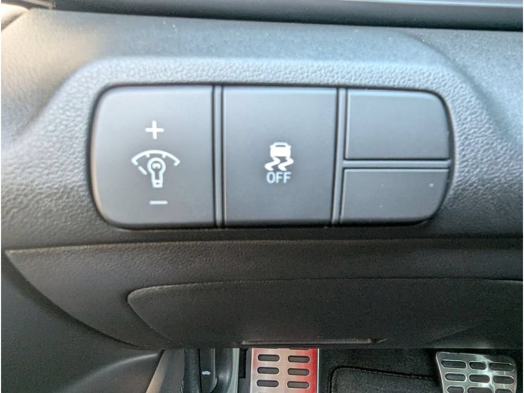 New 2026 Hyundai Elantra SEL FWD image 21