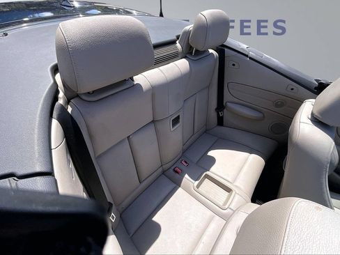 Used 2012 BMW 135i Convertible RWD image 20