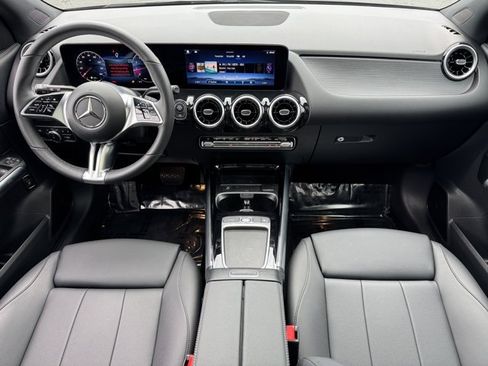 Used 2026 Mercedes-Benz GLA 250 4MATIC image 10