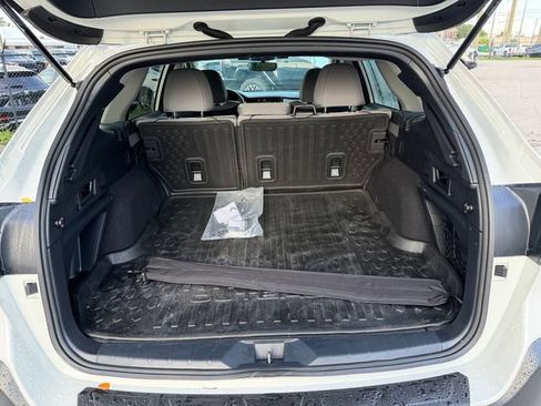 Certified 2025 Subaru Outback Premium AWD/4WD image 15