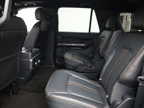 Used 2022 Ford Expedition Max Platinum image 19