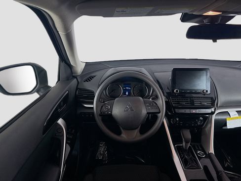 Used 2024 Mitsubishi Eclipse Cross Black Edition image 17