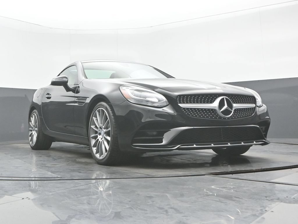 Used 2017 Mercedes-Benz SLC 300 image 25