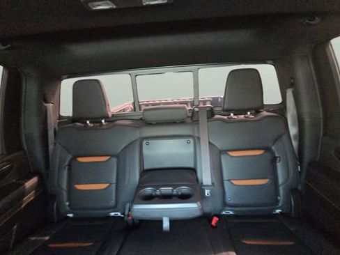 Used 2024 GMC Sierra 2500 AT4 w/ AT4 Preferred Package image 13