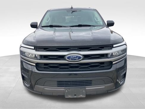 Used 2024 Ford Expedition XLT image 9