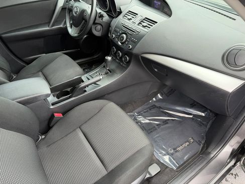 Used 2013 MAZDA MAZDA3 i Touring FWD image 13