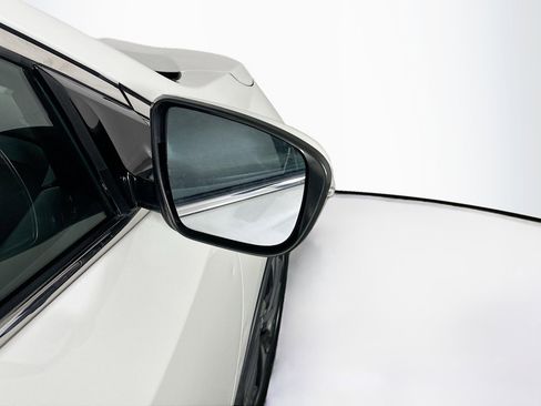 Used 2016 Nissan Murano Platinum w/ Platinum Technology Package FWD image 33