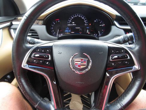Used 2013 Cadillac XTS Luxury w/ Driver Awareness Package FWD image 27