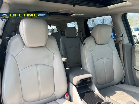 Used 2017 GMC Acadia Limited SLT image 41