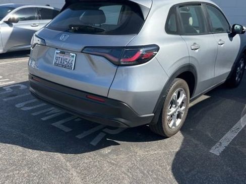 Used 2025 Honda HR-V LX image 10