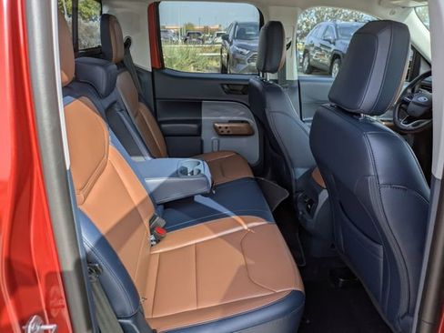 Used 2024 Ford Maverick Lariat image 29