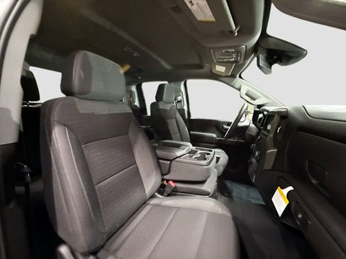 New 2026 Chevrolet Silverado 2500 Custom w/ Custom Value Package image 32