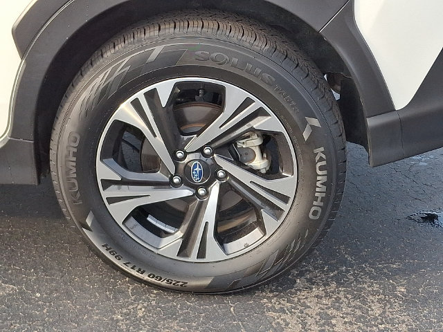 Certified 2025 Subaru Crosstrek 2.5i Premium AWD/4WD image 9
