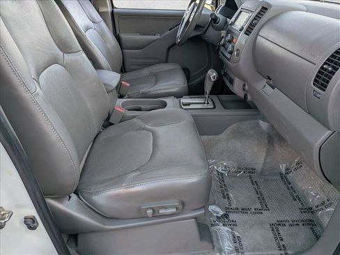 Used 2018 Nissan Frontier SL AWD/4WD image 28