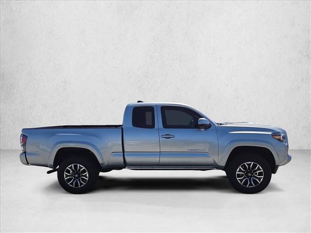 Used 2022 Toyota Tacoma TRD Sport w/ TRD Premium Sport Package RWD image 5