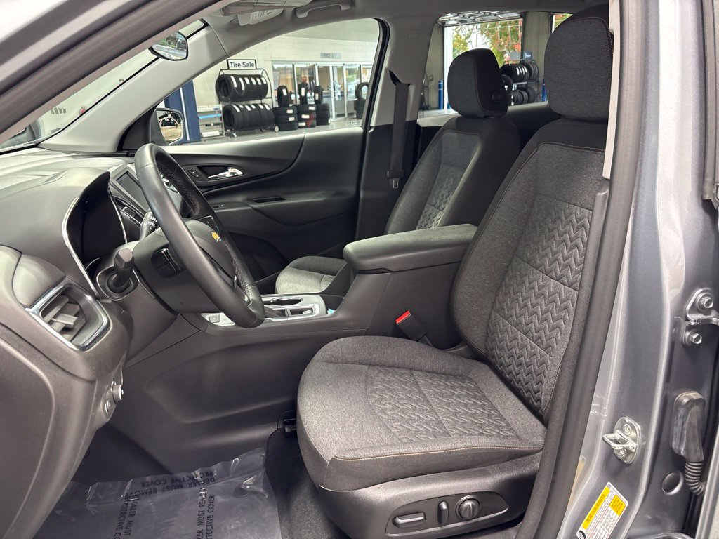 Used 2024 Chevrolet Equinox LT AWD/4WD image 9