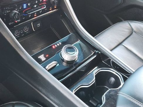 Used 2023 Jeep Grand Cherokee L Limited w/ Luxury Tech Group II AWD/4WD image 21