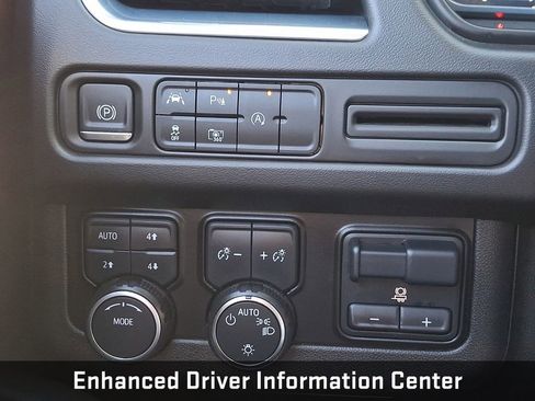 Used 2023 Chevrolet Suburban RST w/ Sport Performance Package image 31