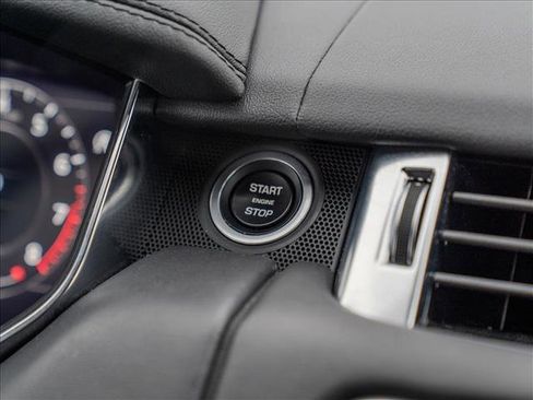 Used 2021 Land Rover Range Rover Sport HST image 27