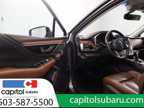 Used 2022 Subaru Outback Touring AWD/4WD image 10