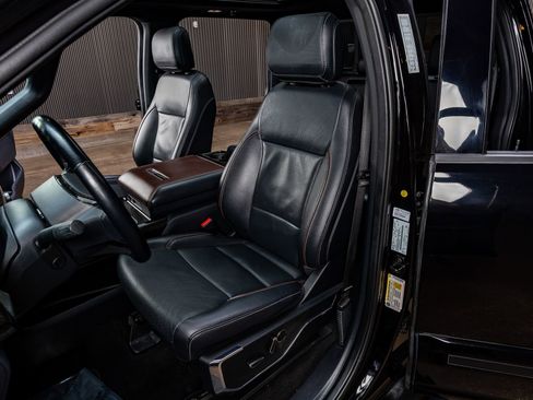 Used 2021 Ford F150 Lariat w/ Equipment Group 502A High image 29