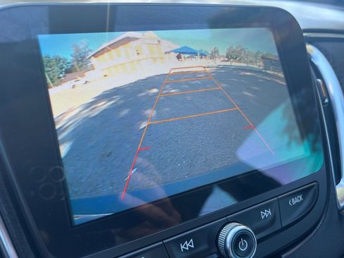 Used 2016 Chevrolet Malibu LT image 25