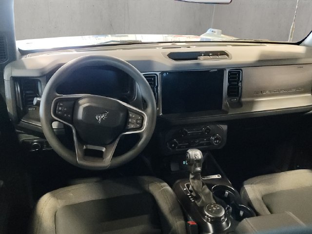 Used 2025 Ford Bronco 2-Door AWD/4WD image 35