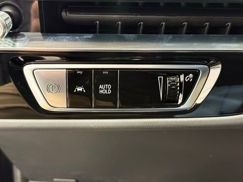 Used 2025 Cadillac Lyriq Sport image 28