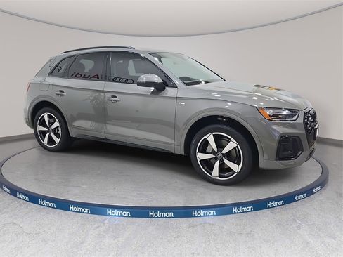 Used 2023 Audi Q5 2.0T Premium Plus w/ Premium Plus Package image 5