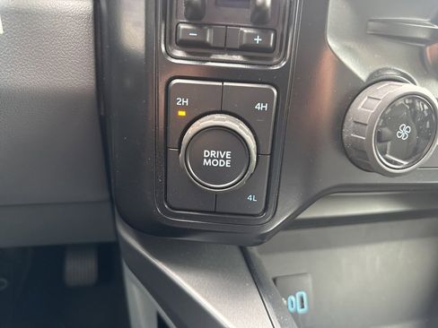 Used 2024 Ford F350 XLT w/ 360-Degree Camera Package image 24