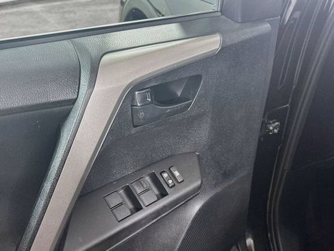 Certified 2018 Toyota RAV4 LE FWD image 16