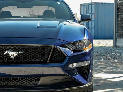 Used 2019 Ford Mustang GT Premium image 32