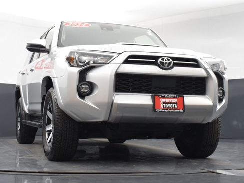 Used 2024 Toyota 4Runner TRD Off-Road image 30