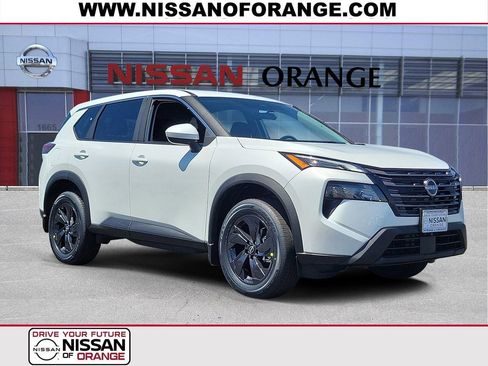 New 2026 Nissan Rogue SV FWD image 1