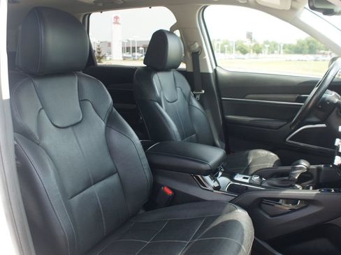 Used 2022 Kia Telluride EX w/ EX Premium Package AWD/4WD image 22