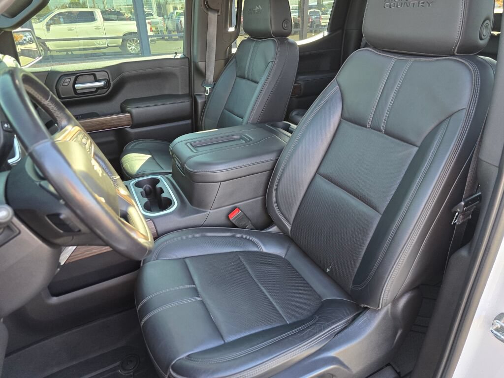 Used 2021 Chevrolet Silverado 1500 High Country AWD/4WD image 17
