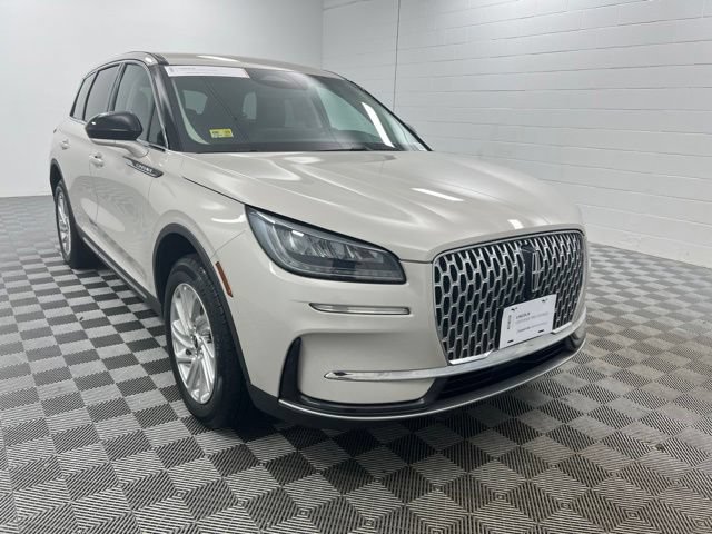 Certified 2024 Lincoln Corsair AWD image 1