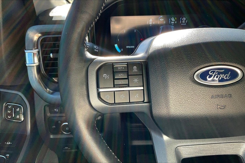 Used 2024 Ford F250 Lariat w/ Lariat Ultimate Package AWD/4WD image 15