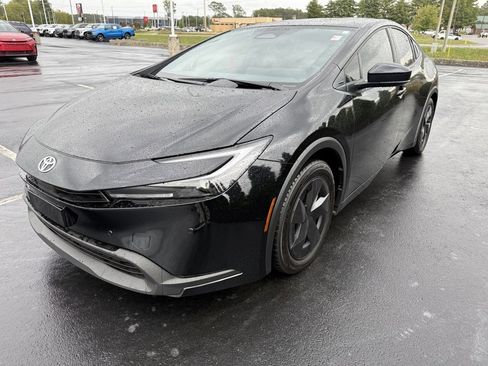 Certified 2024 Toyota Prius LE image 6