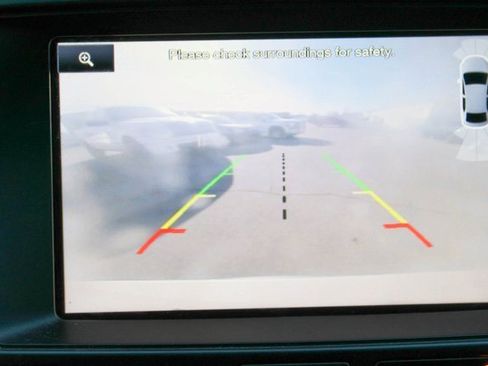 Used 2016 Ford Explorer XLT w/ Equipment Group 202A image 25