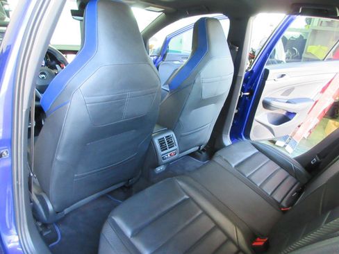 Used 2022 Volkswagen Golf R AWD/4WD image 41