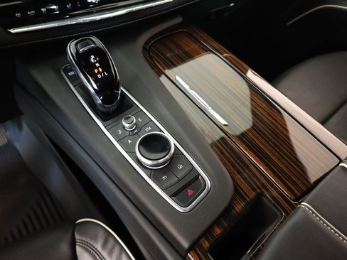 Used 2023 Cadillac Escalade ESV Premium Luxury w/ Performance Package image 8