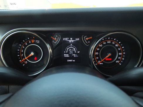 Used 2022 Jeep Wrangler Sport AWD/4WD image 16