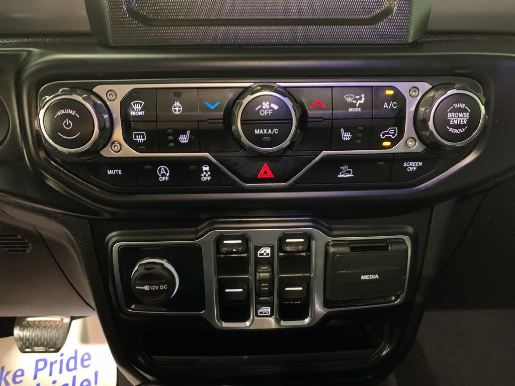 Used 2022 Jeep Wrangler Unlimited Sport AWD/4WD image 27
