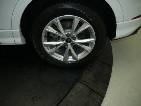 Certified 2023 Audi Q3 2.0T Premium Plus AWD/4WD image 19