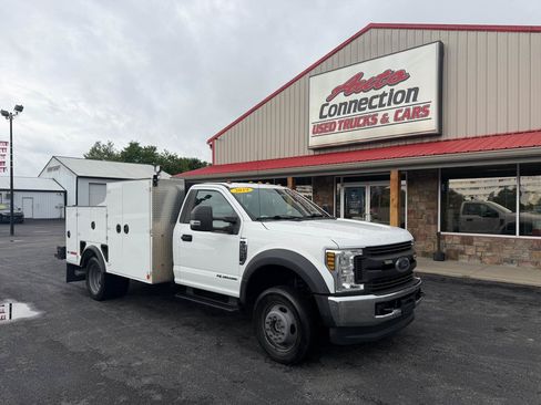 Used 2019 Ford F550 4x4 Regular Cab Super Duty image 1