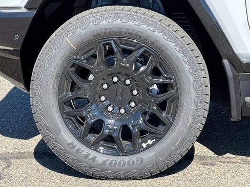 New 2026 GMC Hummer EV SUV image 31